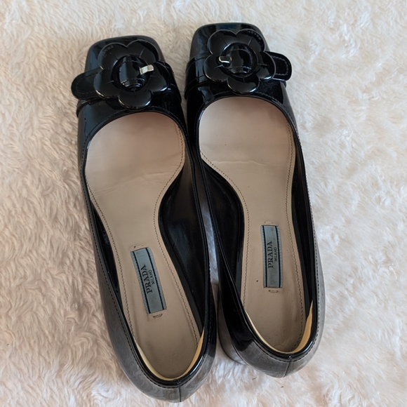 Prada Patent Block Heel - Picture 2 of 12